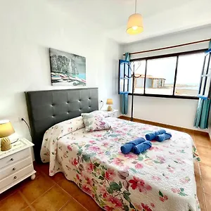 Eslanzarote Turtle House, Super Wifi, Sea Views Caleta de Caballo